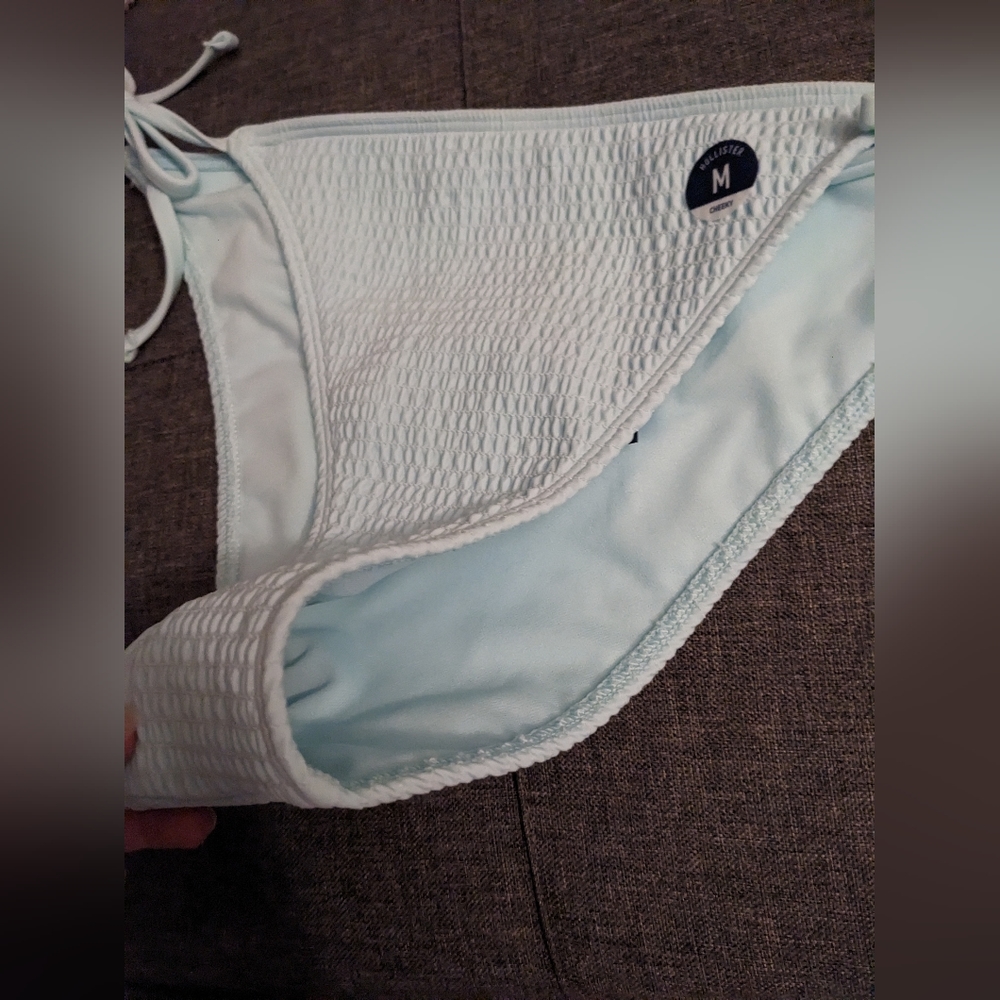 NWT Light Blue Hollister Bikini Bottoms - Picture 5 of 6